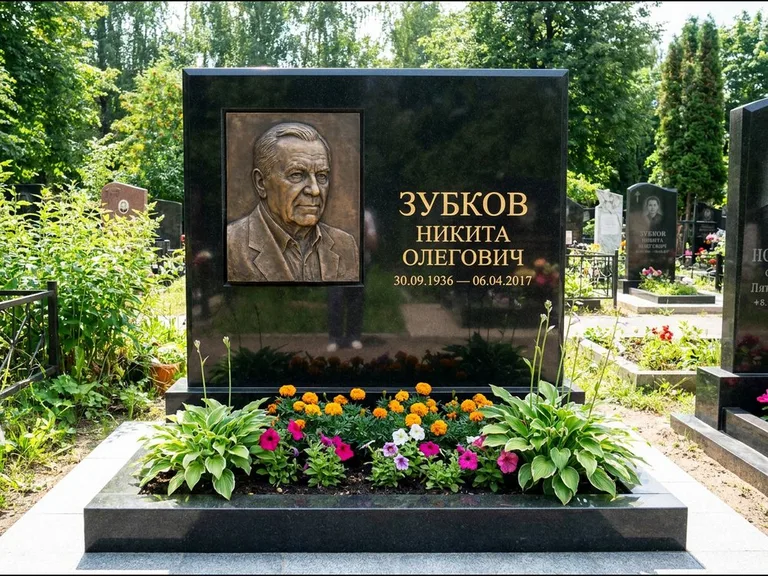 Памятник с барельефом — выполненная работа 19 в Кемерово