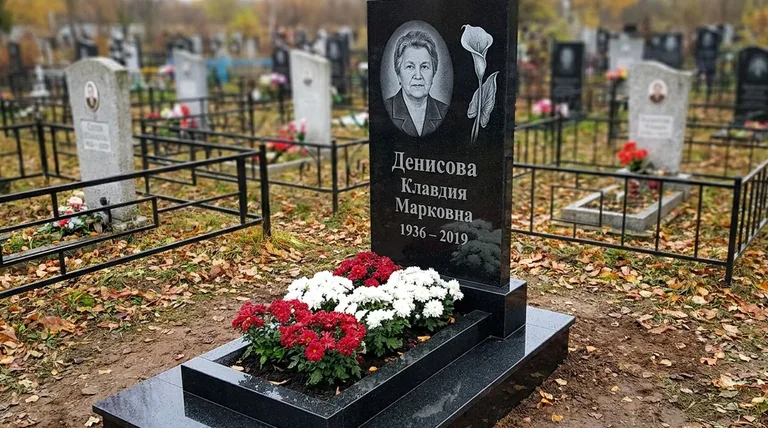 Памятник с гравировкой калл — выполненная работа «Денисова» в Кемерово