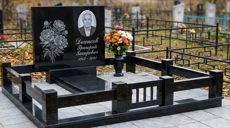 Памятник с гравировкой пионов — выполненная работа «Денисов» в Кемерово