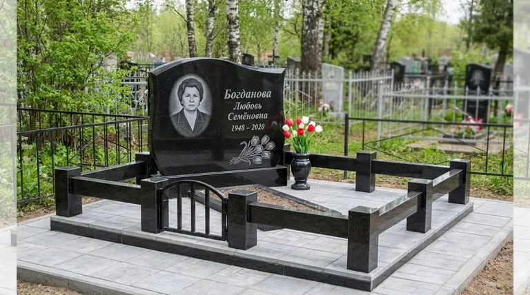Памятник с гравировкой тюльпанов — выполненная работа «Богданова» в Кемерово