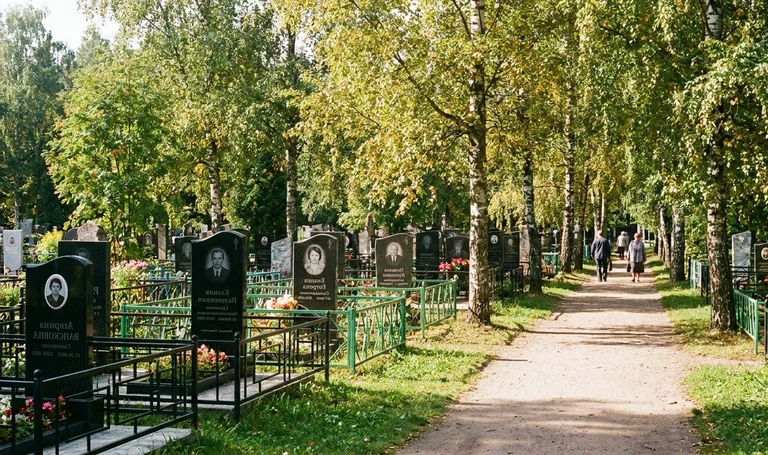 Новое Елшанское кладбище в Саратова