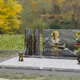 Памятник на могилу П119